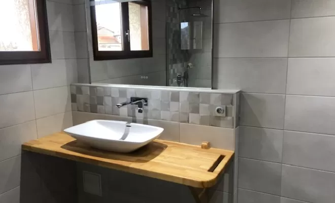 SALLE DE BAIN, Lagnieu, Monsieur Jérôme Caillet